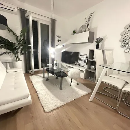 New Chic Apartman Supetar