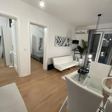 New Chic Apartman *