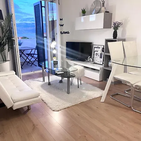 New Chic Apartman Supetar